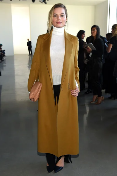 Look 12